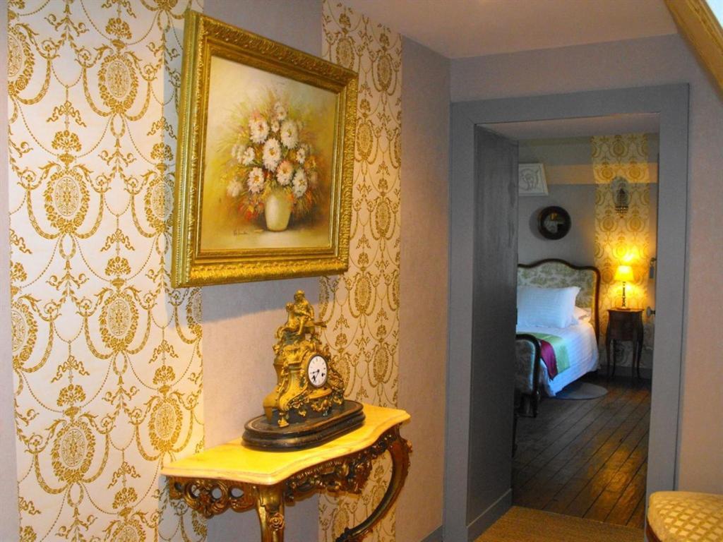Chateau De Montbrault Fleurigné Esterno foto